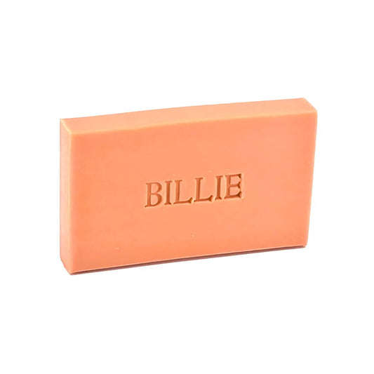 Oranjekleurig hotelzeepje met bedrukking van naam BILLIE