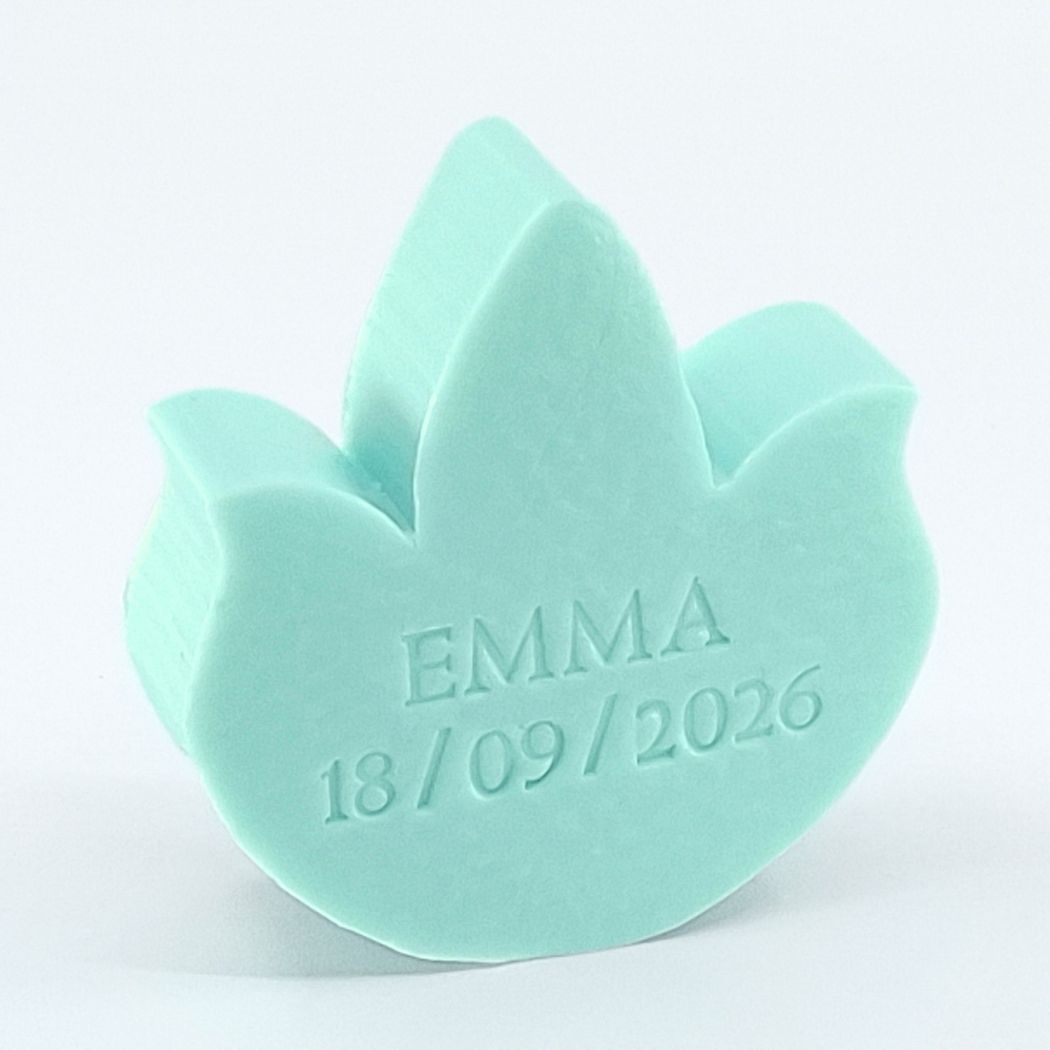 Gepersonaliseerd zeepje met naam in de vorm van een tulp in de kleur Muguet