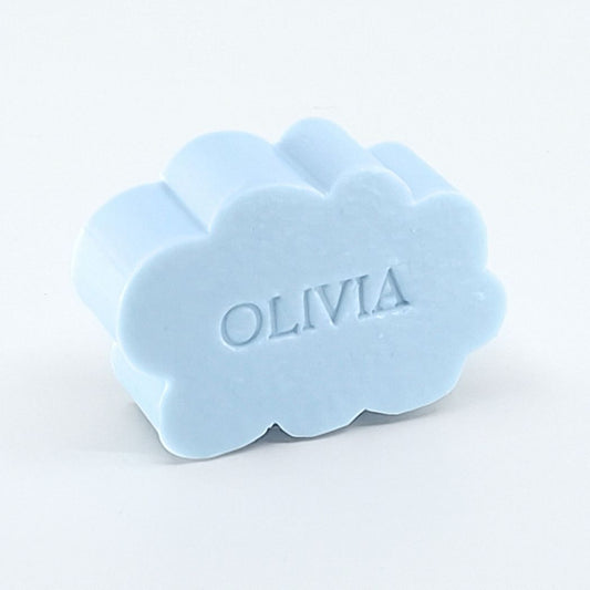 Gepersonaliseerd zeepje met naam in de vorm van een wolk in de kleur Pari